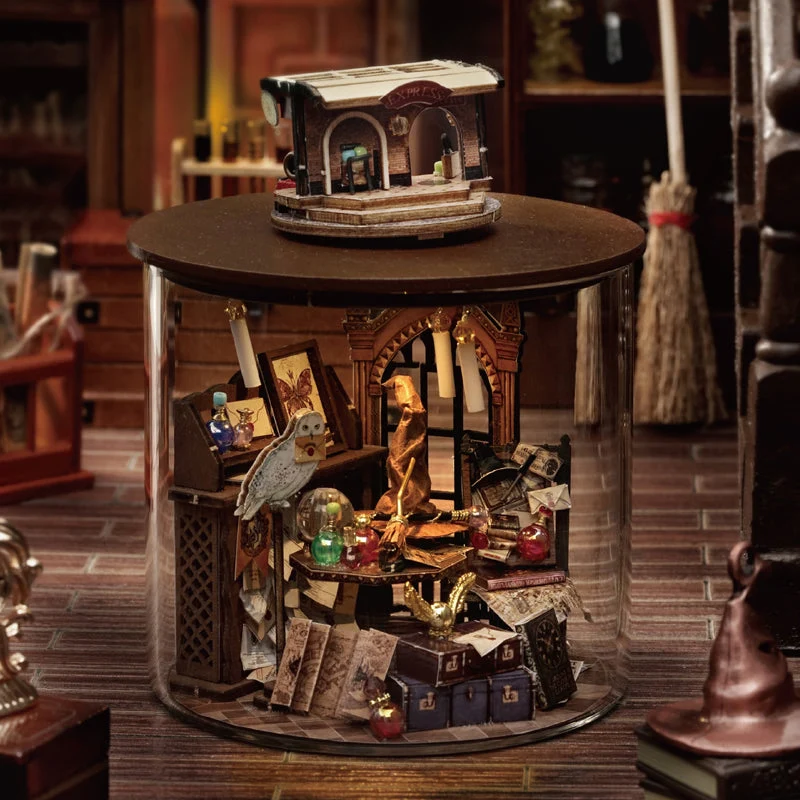 Magic Time Miniature Dollhouse