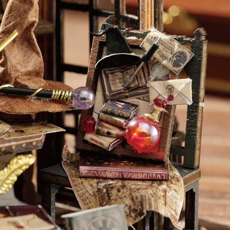 Magic Time Miniature Dollhouse - parts
