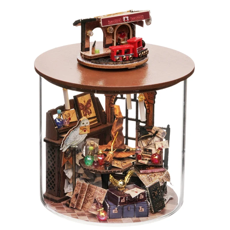 Magic Time Miniature Dollhouse - front